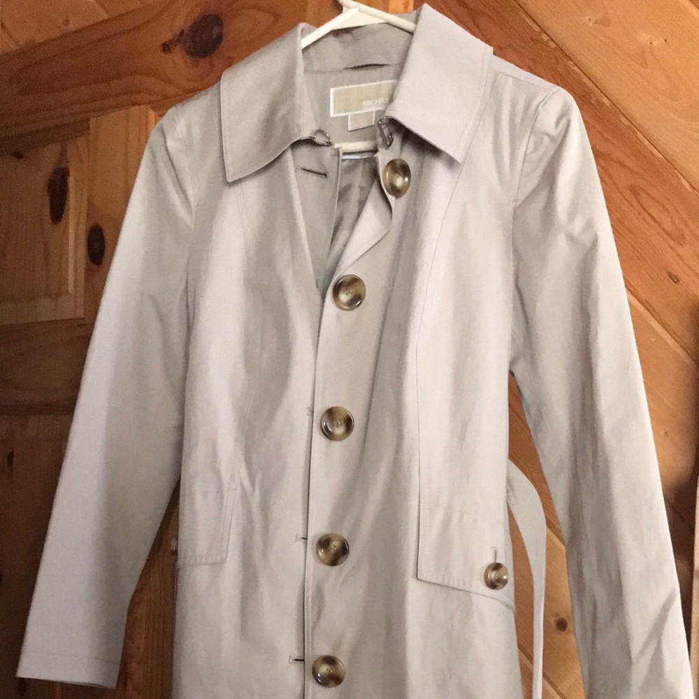 Perfect lightweight Michael Kors Trenchcoat